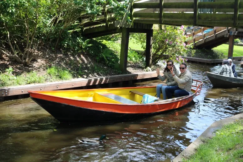 Fluisterboot-Giethoorn-3-2.jpg