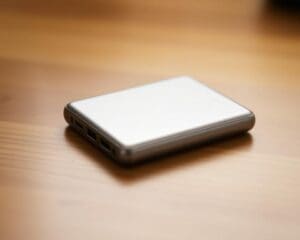 Wat is een compacte powerbank voor onderweg?